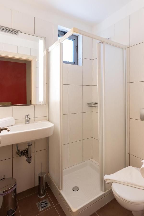 Lia Studios Pefki Exteriör bild